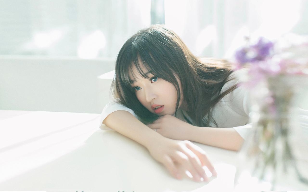 黄仁勋首次用中文演讲：很紧张